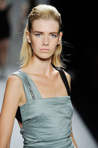 New York Fashion Week: Nicole Miller Spring 2010 New York Fashion Week: Nicole Miller Spring 2010