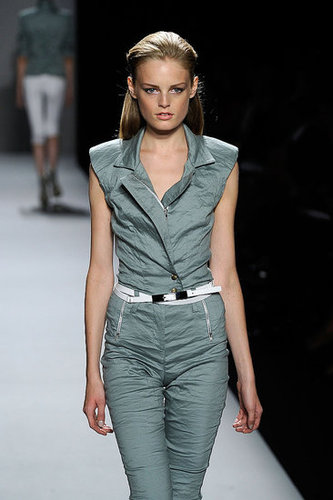 New York Fashion Week: Nicole Miller Spring 2010 New York Fashion Week: Nicole Miller Spring 2010