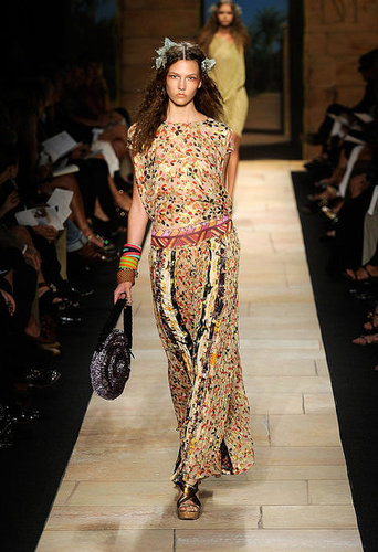 New York Fashion Week: Diane Von Furstenberg Spring 2010 New York Fashion Week: Diane Von Furstenberg Spring 2010