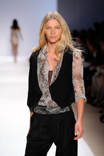 New York Fashion Week: Carlos Miele Spring 2010 New York Fashion Week: Carlos Miele Spring 2010