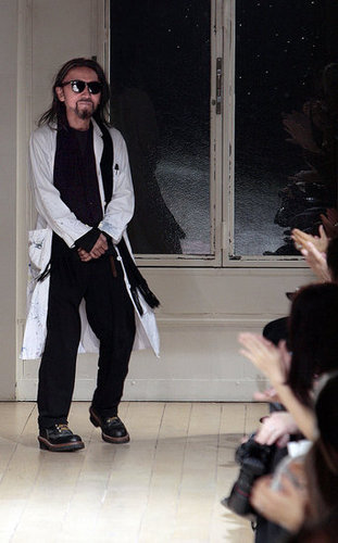 Paris Fashion Week: Yohji Yamamoto Spring 2010 Paris Fashion Week: Yohji Yamamoto Spring 2010