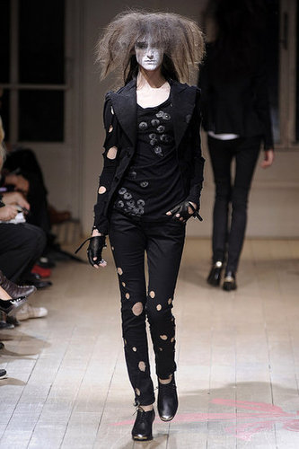 Paris Fashion Week: Yohji Yamamoto Spring 2010 Paris Fashion Week: Yohji Yamamoto Spring 2010