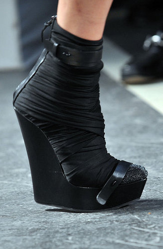 Paris Fashion Week: Givenchy Spring 2010 Paris Fashion Week: Givenchy Spring 2010