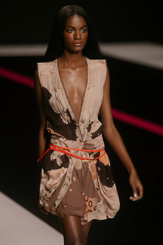 Paris Fashion Week: Leonard Spring 2010 Paris Fashion Week: Leonard Spring 2010