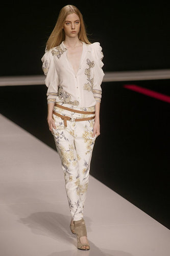 Paris Fashion Week: Leonard Spring 2010 Paris Fashion Week: Leonard Spring 2010