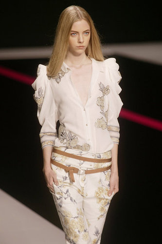 Paris Fashion Week: Leonard Spring 2010 Paris Fashion Week: Leonard Spring 2010