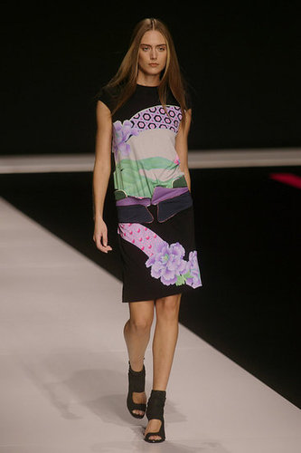 Paris Fashion Week: Leonard Spring 2010 Paris Fashion Week: Leonard Spring 2010