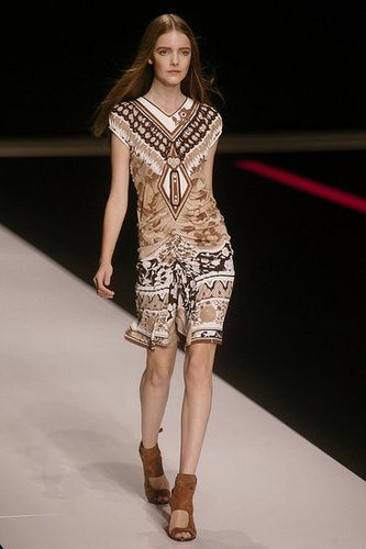 Paris Fashion Week: Leonard Spring 2010 Paris Fashion Week: Leonard Spring 2010