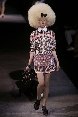 Paris Fashion Week: Louis Vuitton Spring 2010 Paris Fashion Week: Louis Vuitton Spring 2010