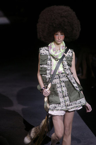 Paris Fashion Week: Louis Vuitton Spring 2010 Paris Fashion Week: Louis Vuitton Spring 2010