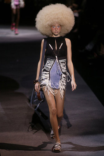 Paris Fashion Week: Louis Vuitton Spring 2010 Paris Fashion Week: Louis Vuitton Spring 2010