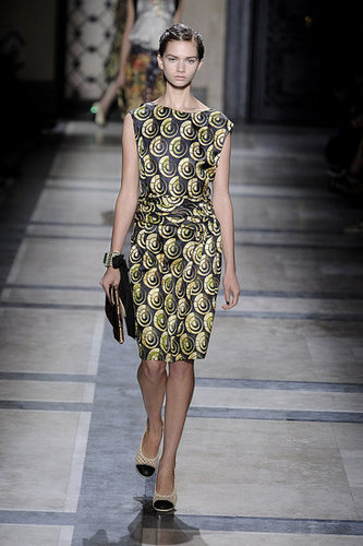 Paris Fashion Week: Dries Van Noten Spring 2010 Paris Fashion Week: Dries Van Noten Spring 2010