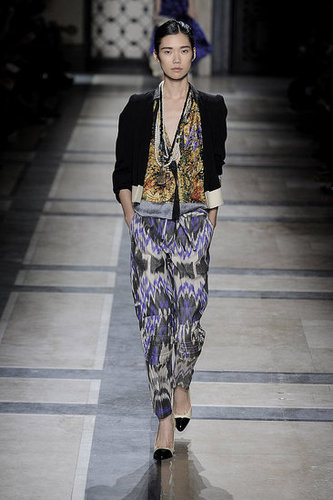 Paris Fashion Week: Dries Van Noten Spring 2010 Paris Fashion Week: Dries Van Noten Spring 2010