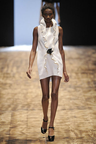 Paris Fashion Week: Giambattista Valli Spring 2010 Paris Fashion Week: Giambattista Valli Spring 2010