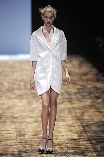Paris Fashion Week: Giambattista Valli Spring 2010 Paris Fashion Week: Giambattista Valli Spring 2010