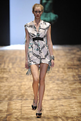 Paris Fashion Week: Giambattista Valli Spring 2010 Paris Fashion Week: Giambattista Valli Spring 2010