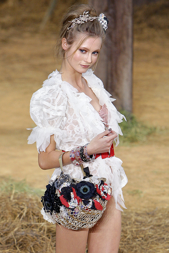 Paris Fashion Week: Chanel Spring 2010 Paris Fashion Week: Chanel Spring 2010