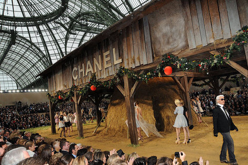 Paris Fashion Week: Chanel Spring 2010 Paris Fashion Week: Chanel Spring 2010