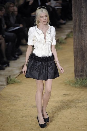 Paris Fashion Week: Chanel Spring 2010 Paris Fashion Week: Chanel Spring 2010