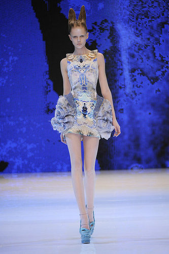 Paris Fashion Week: Alexander McQueen Spring 2010 Paris Fashion Week: Alexander McQueen Spring 2010