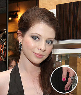 Michelle Trachtenberg Nails the Gossip Girl Look