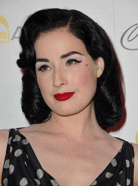 Dita Von Teese Tweets Her Beauty Secrets 