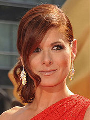 How-To: Get Debra Messing's 2009 Emmys Makeup How-To: Get Debra Messing's 2009 Emmys Makeup