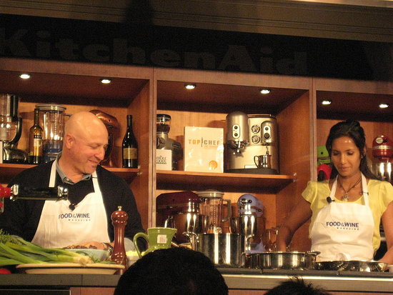 Top Chef's Tom and Padma Get Flirty and Fun