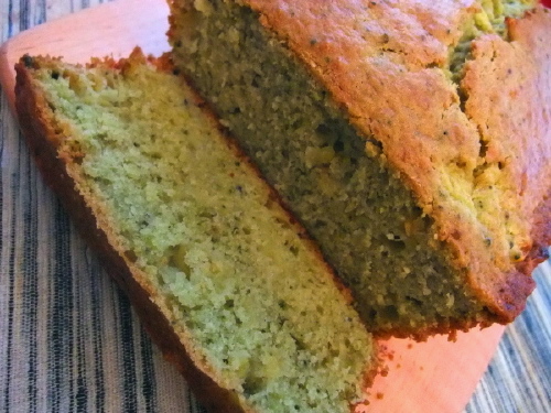 Yummy Links: From Green Cake to Broken Corks