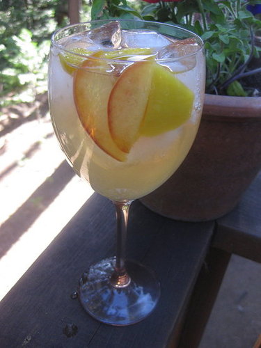White Wine Sangria Recipe