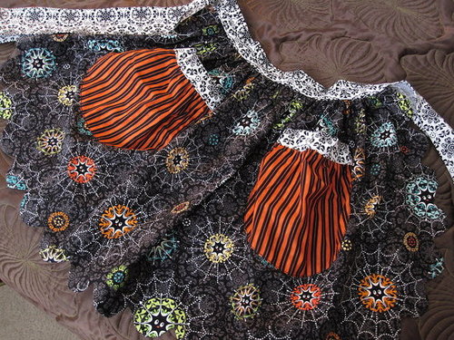 Do You Purchase Seasonal Kitchen Linens?