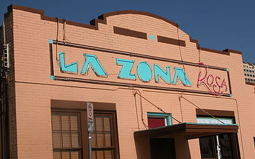 On Sundays, La Zona Rosa Turns Into a Dog-Friendly Church