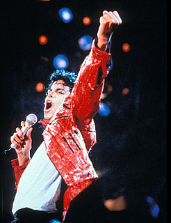Slideshow Retrospective of Michael Jackson's Life and Career