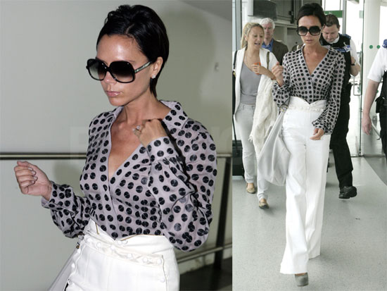 Photos of Victoria Beckham at Heathrow Photos of Victoria Beckham at Heathrow
