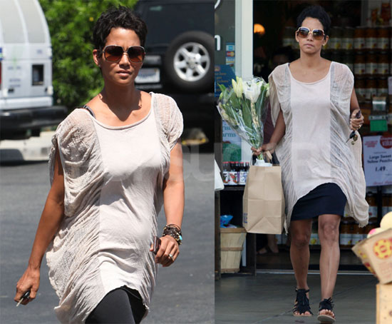 Photos of Halle Berry at the Grocery Store Photos of Halle Berry at the Grocery Store