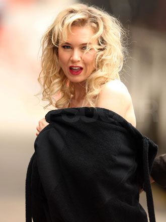 Photos of Renee Zellweger in NYC Photos of Renee Zellweger in NYC