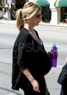 Sarah Michelle Gellar Gives Birth to Baby Girl Charlotte Grace