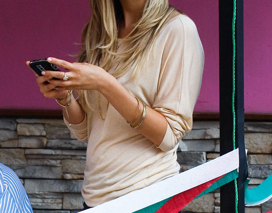 Match the Celeb With the Cell Phone Match the Celeb With the Cell Phone