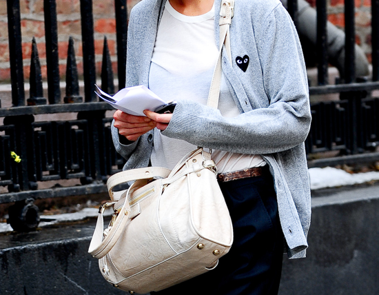 Match the Celeb With the Cell Phone Match the Celeb With the Cell Phone