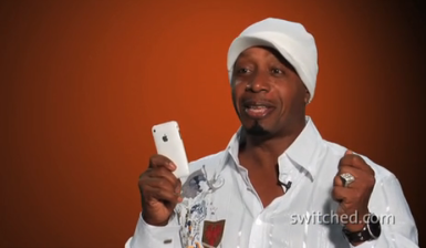 Daily Tech: MC Hammer Talks About Cell Phone Etiquette 