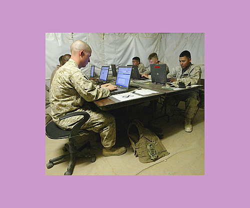 US Military Says No to Facebook, Twitter US Military Says No to Facebook, Twitter