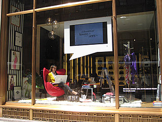 Henri Bendel Promotes Its Facebook and Twitter Pages With Live Models Updating the Pages