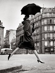 Will Allowing Sunday Shopping in France Make a Big Difference? 