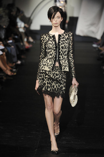 2009 Fall Couture: Giorgio Armani Prive