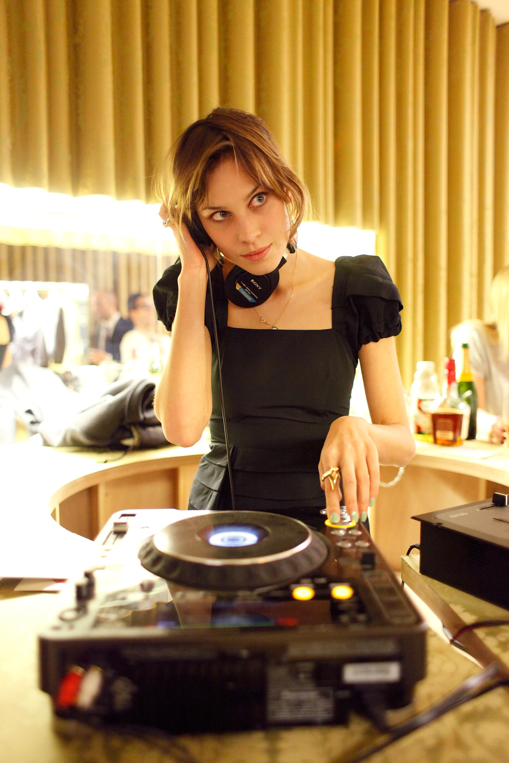 Alexa Chung DJs at Miu Miu Alexa Chung DJs at Miu Miu