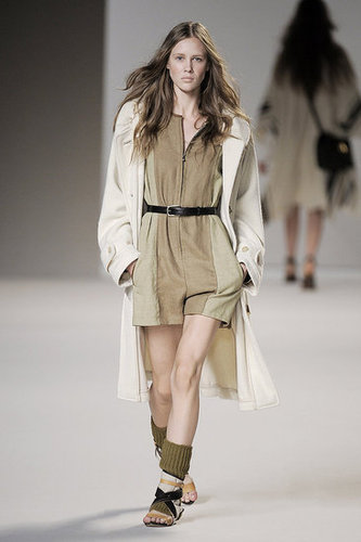 2010 Spring Paris Fashion Week: Chloé 2010 Spring Paris Fashion Week: Chloé