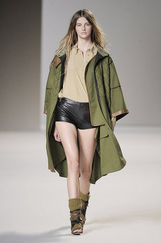 2010 Spring Paris Fashion Week: Chloé 2010 Spring Paris Fashion Week: Chloé