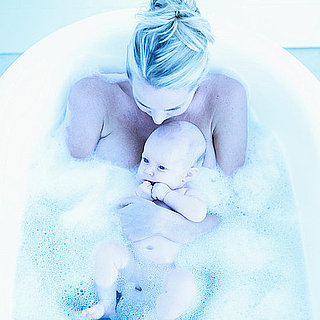 An Age When Parents Should Stop Showering With Their Tot?