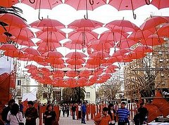 Cool Idea: A Roof of Red Umbrellas Cool Idea: A Roof of Red Umbrellas