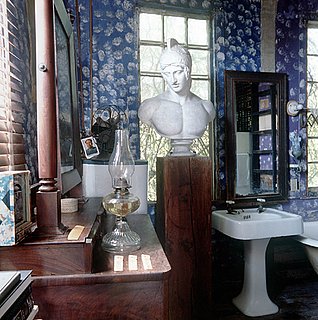 Love It or Hate It:  Decorating With Busts
